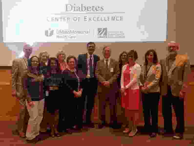 The Five You Make a Difference Award Winners with the DCOE Directors and Clinical Management
