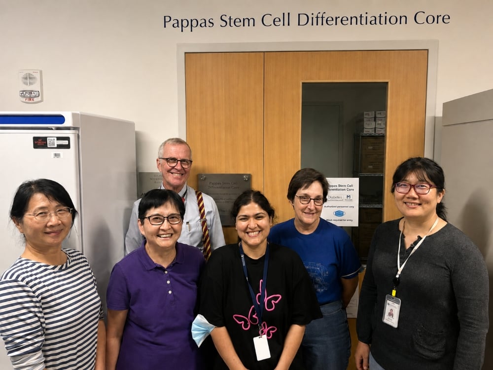 SCDC lab members with Dr. Harlan outside the SCDC lab