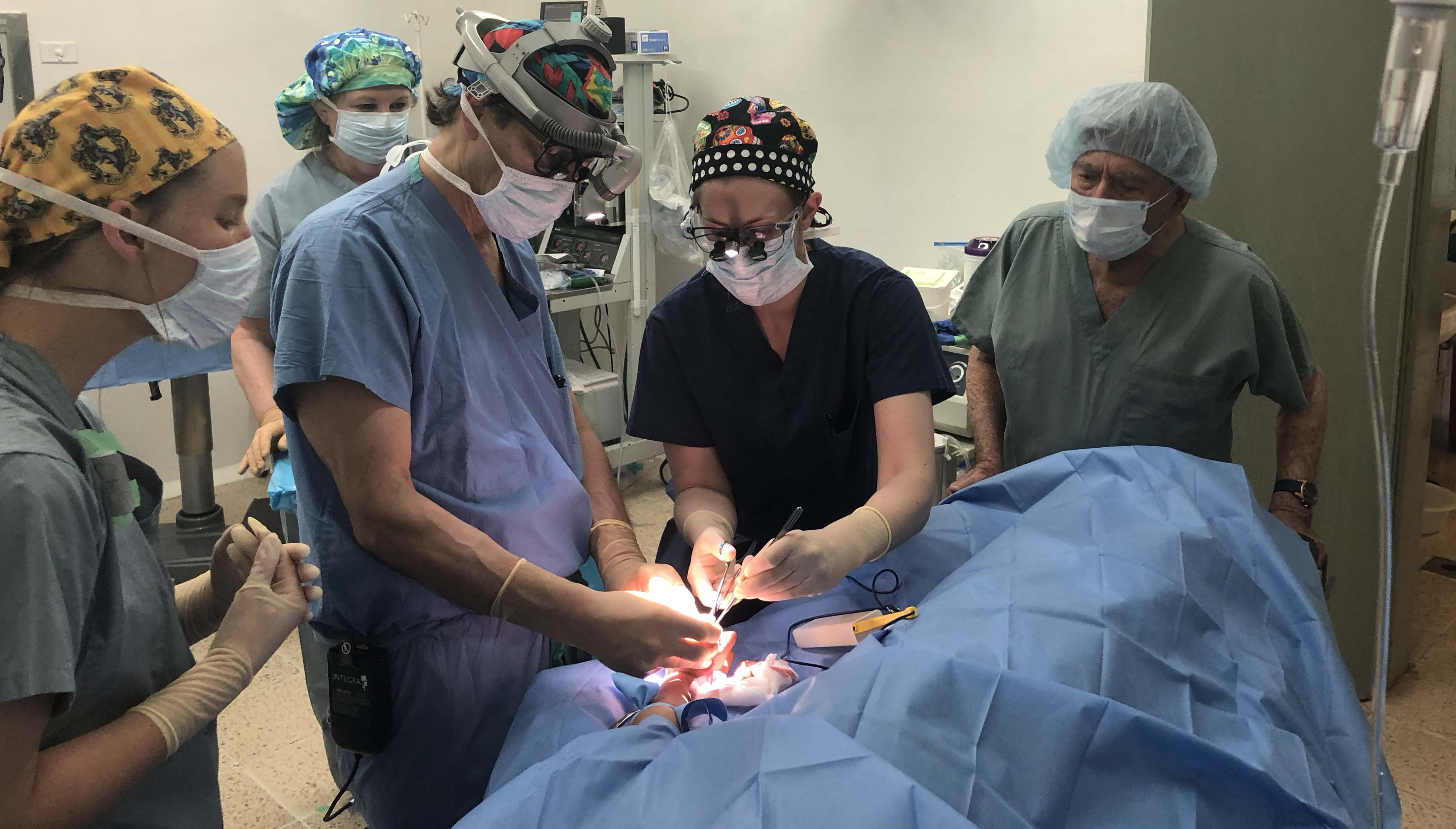 Ecuador Surgery